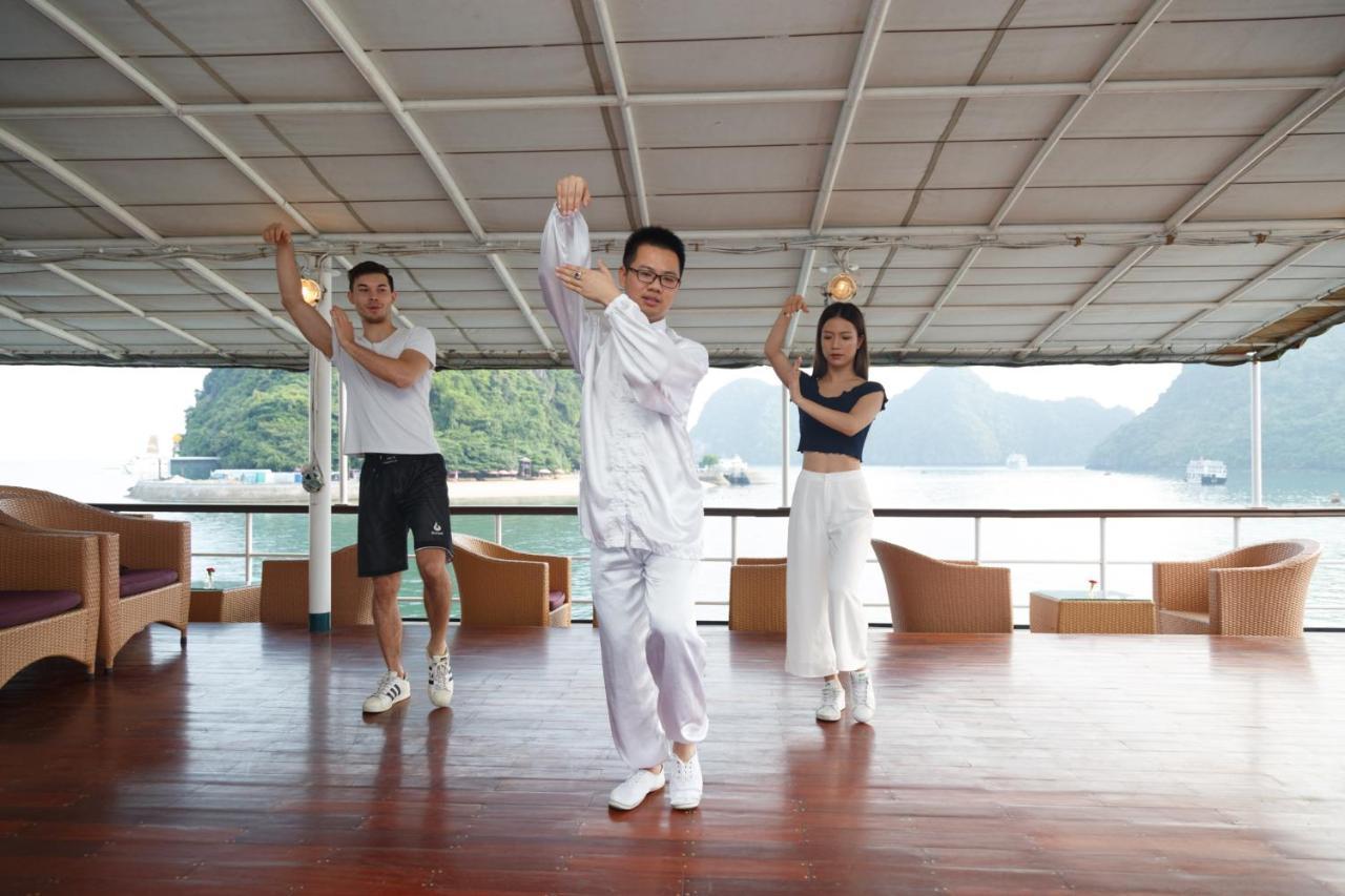 Emeraude Classic Cruises Халонг Екстер'єр фото